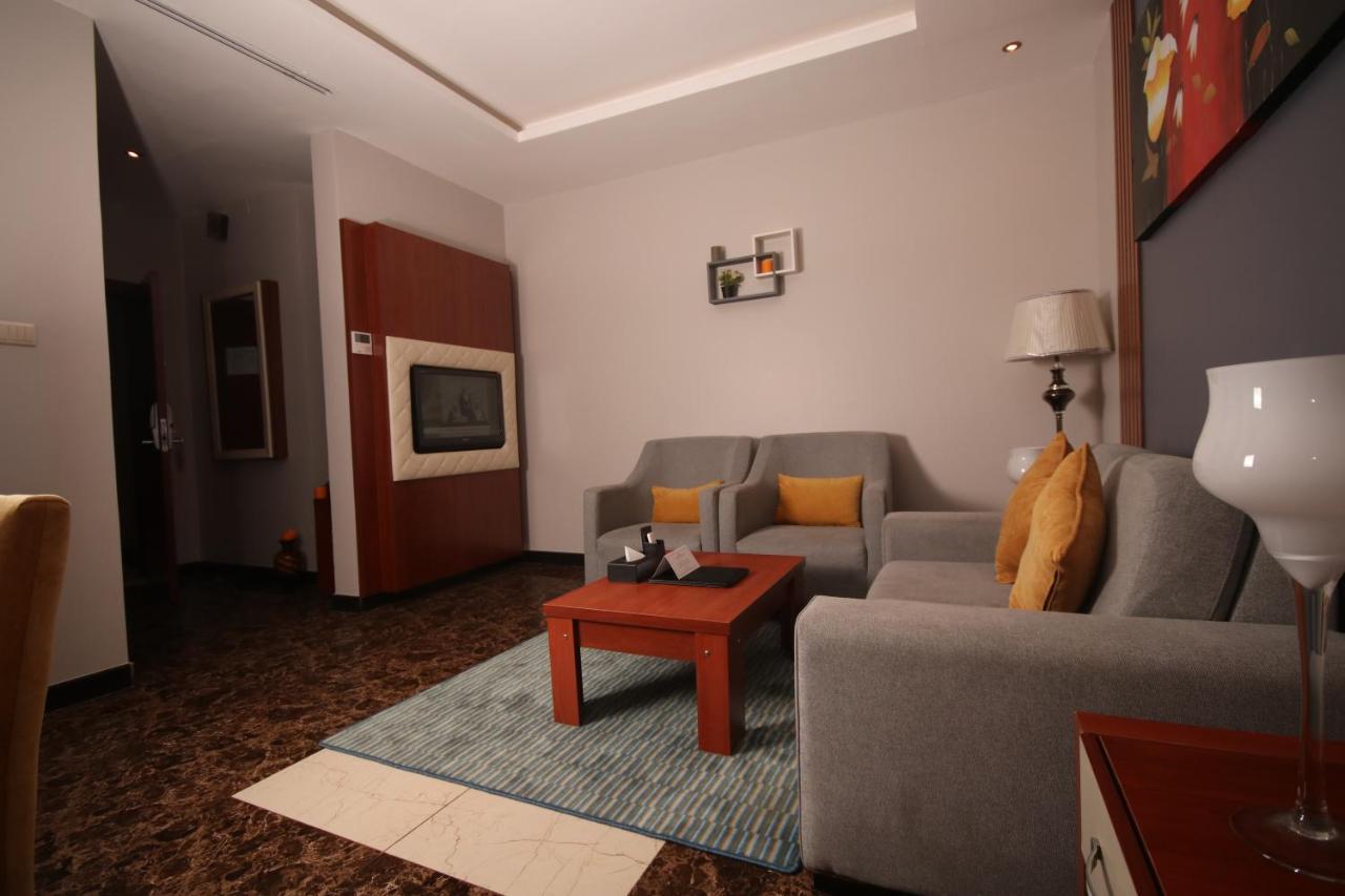Tobal Al Zahra Hotel Apartments Djedda Buitenkant foto